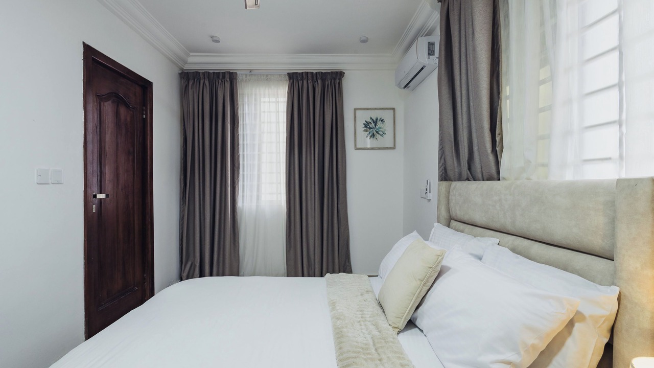 Photo of Bedroom in Sekondi-Takoradi