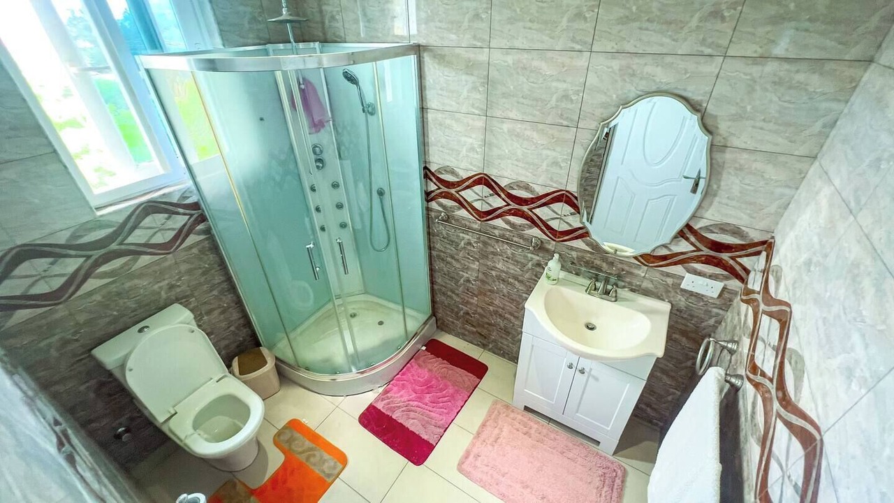 Photo of Bathroom in Janman