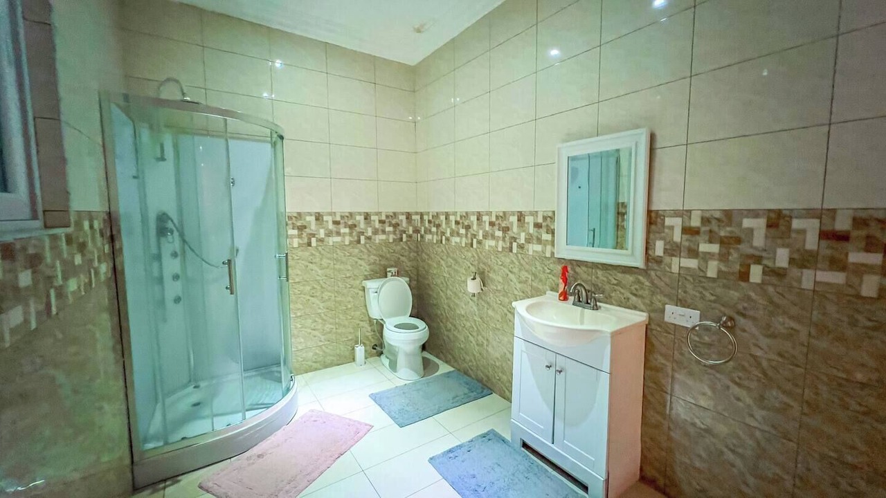 Photo of Bathroom in Janman