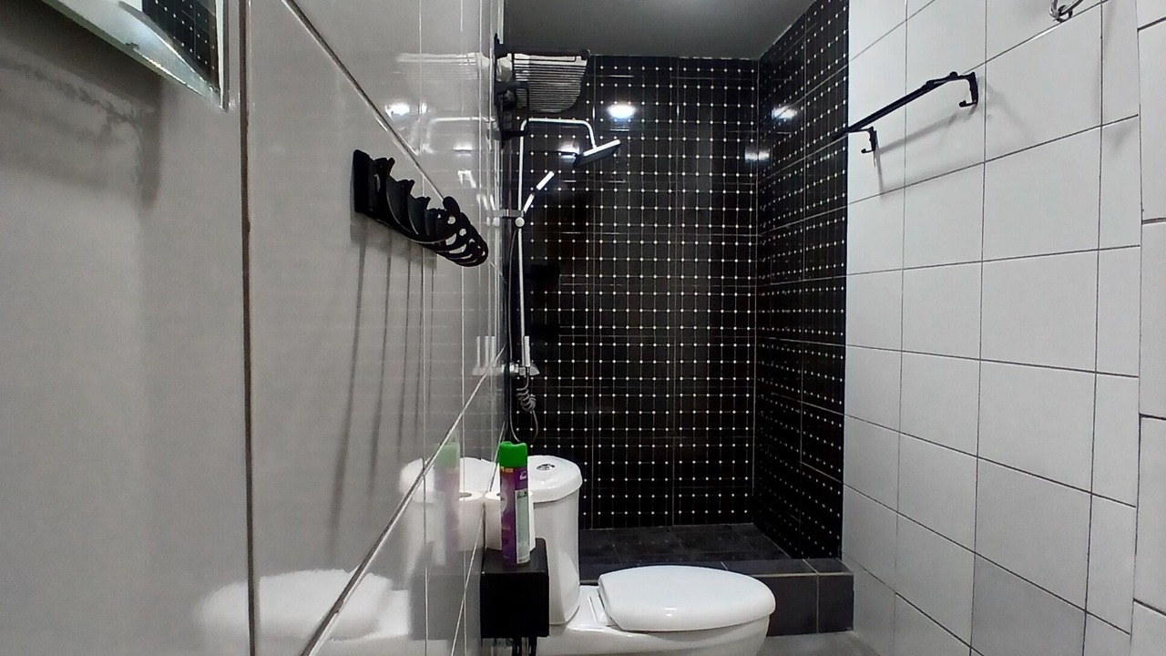 Photo of Bathroom in Kokomlemle