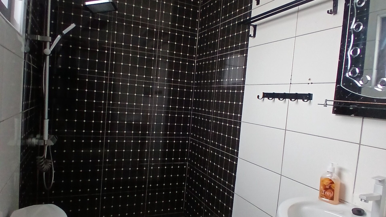 Photo of Bathroom in Kokomlemle