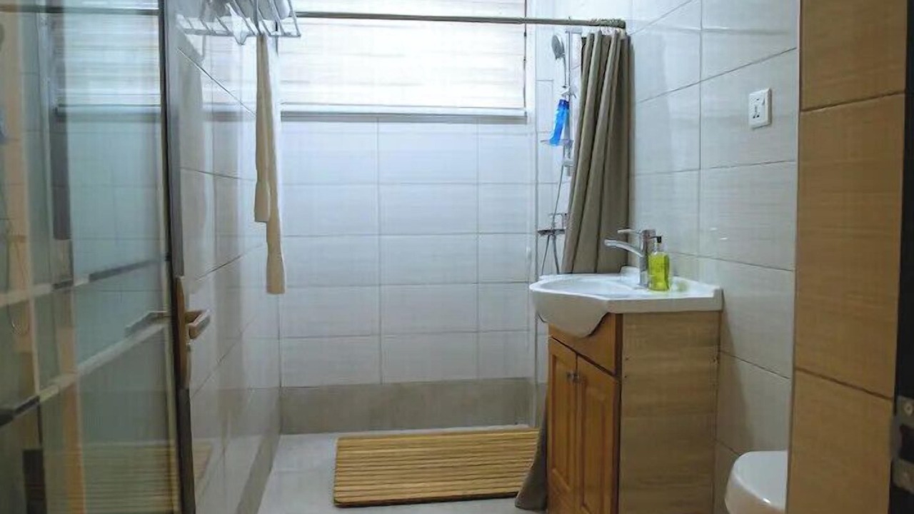 Photo of Bathroom in Adenta