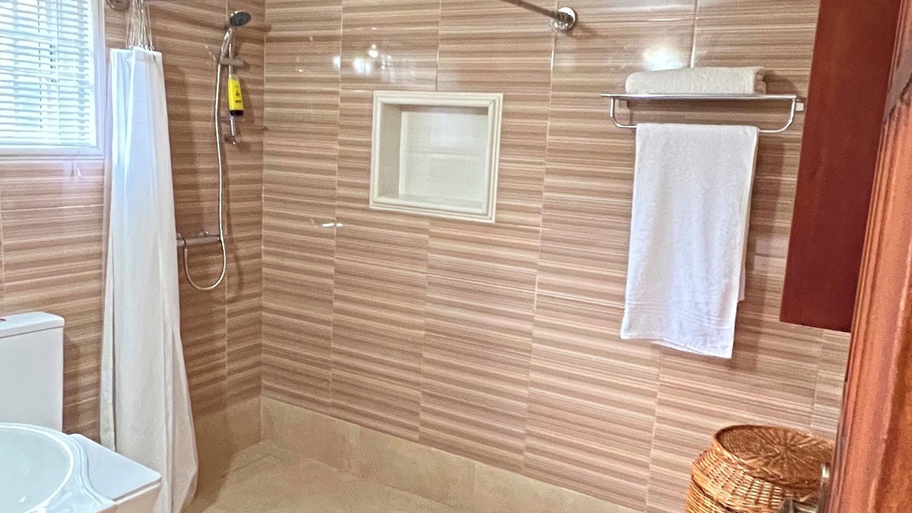 Photo of Bathroom in Adenta