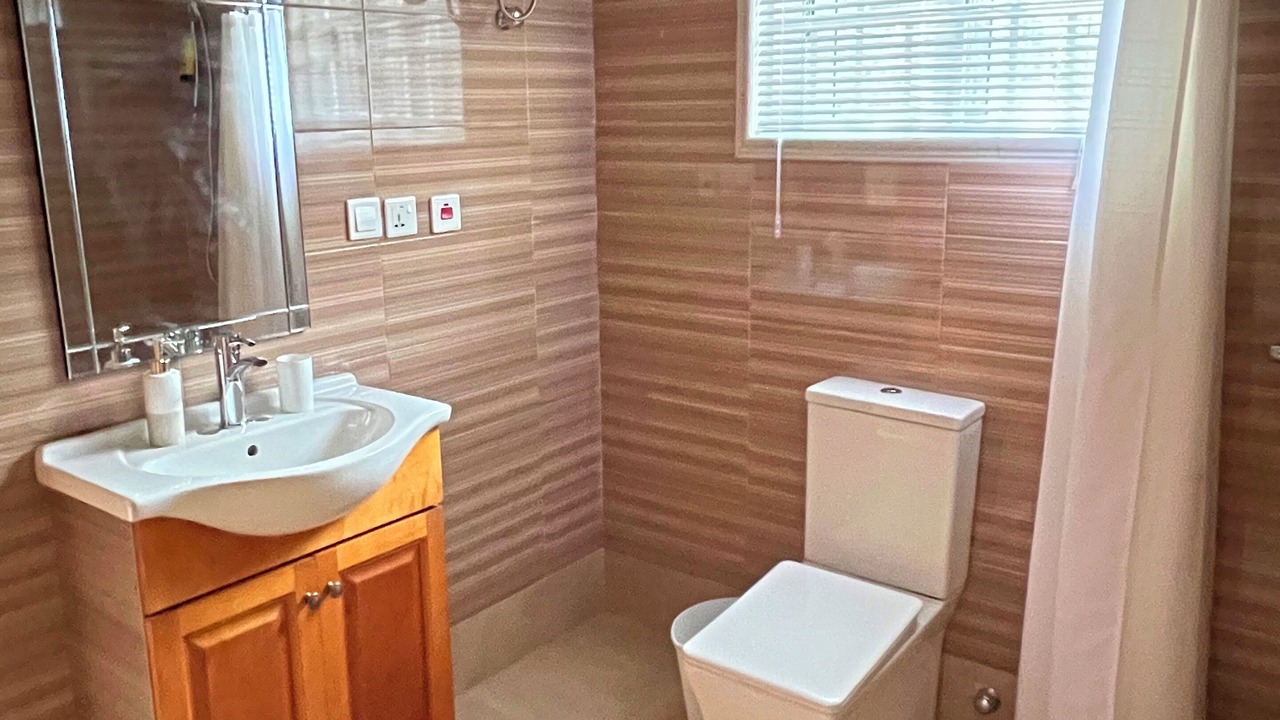 Photo of Bathroom in Adenta