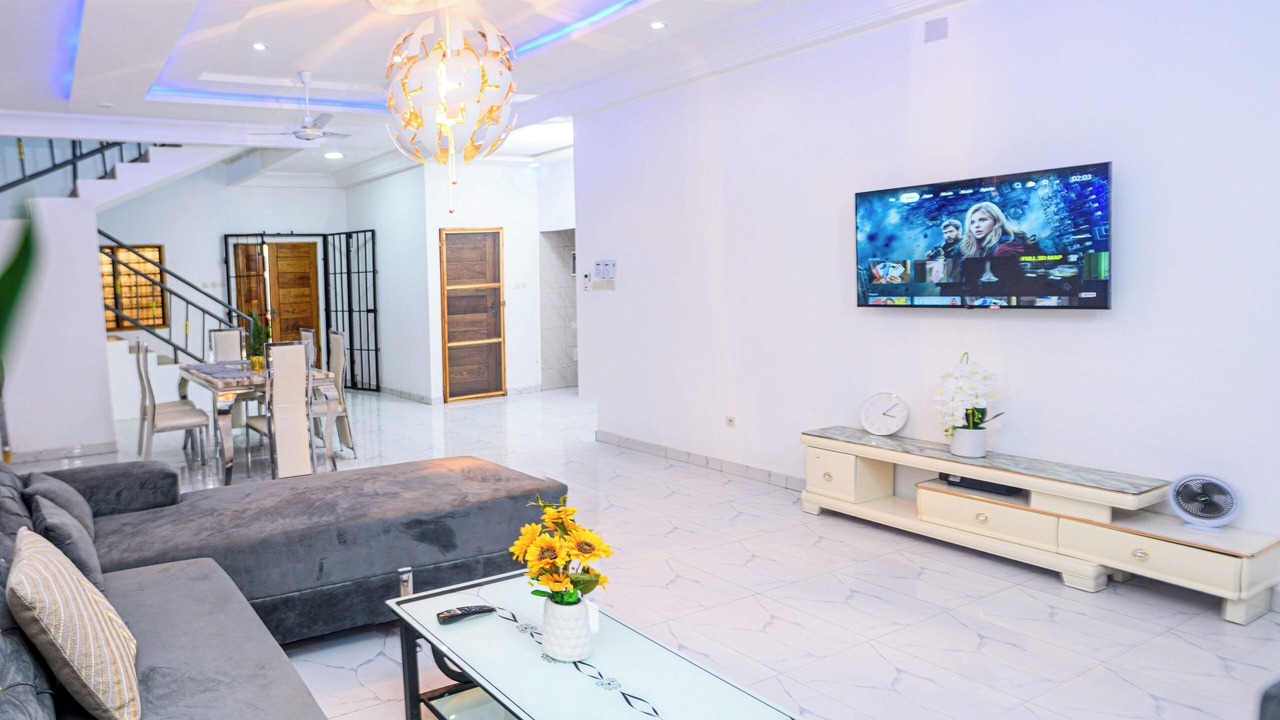 Photo of Livingroom in Lome