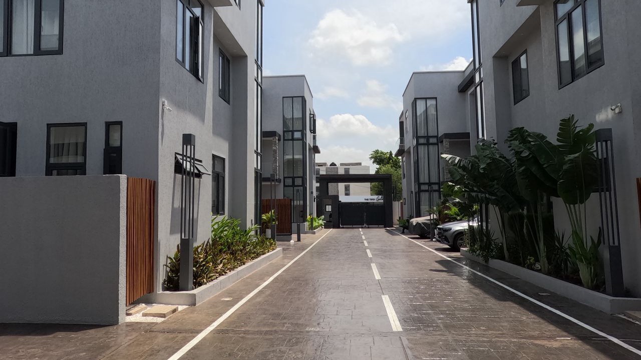 Photo of Outdoor in Labone