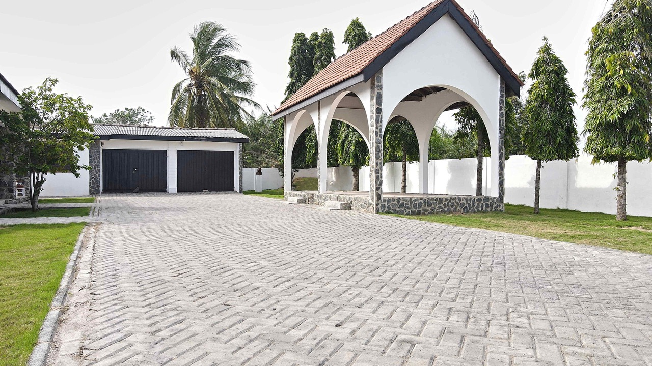 Photo of Outdoor in Ada