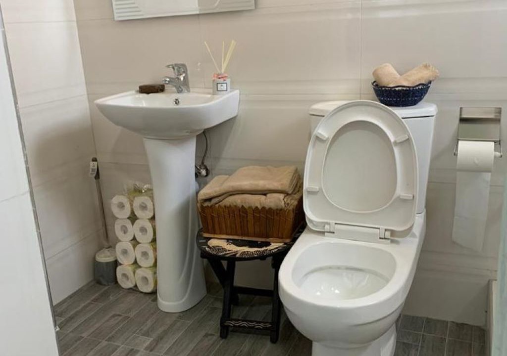Photo of Bathroom in Sekondi-Takoradi