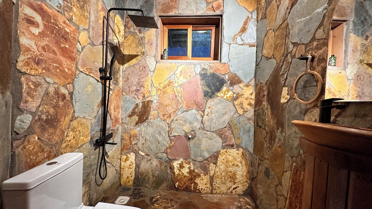 Photo of Bathroom in Beyin