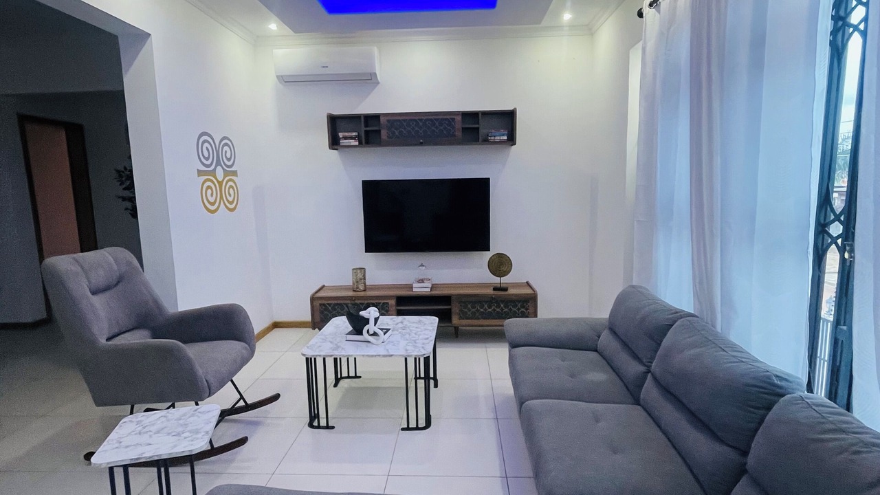 Photo of Livingroom in Agblesia