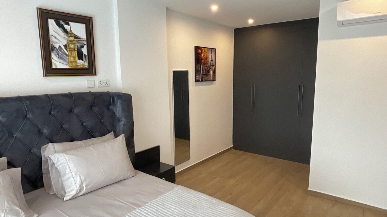 Photo of Bedroom in Roman Ridge