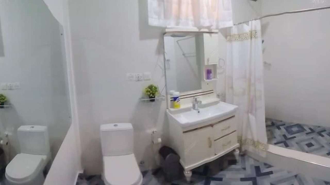 Photo of Bathroom in Dzorwulu