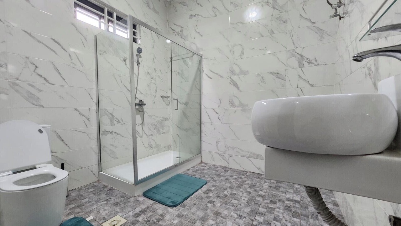 Photo of Bathroom in Adentan