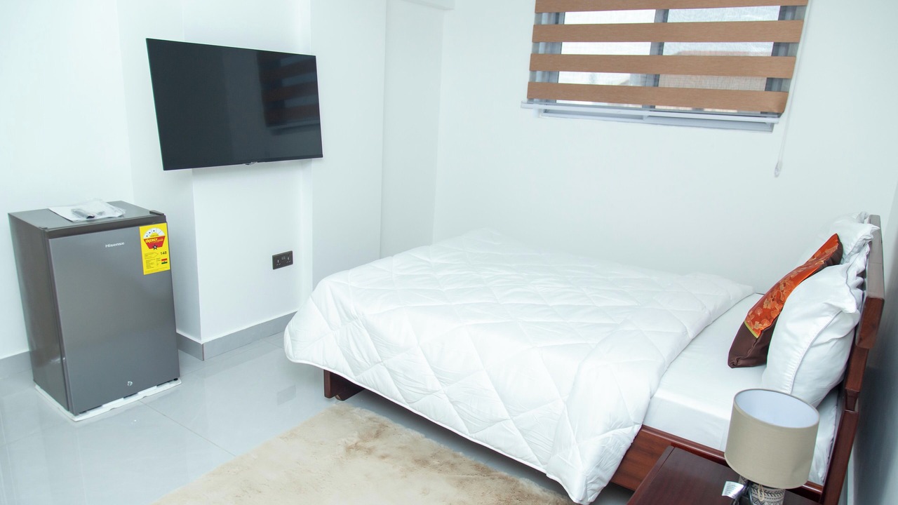 Photo of Bedroom in Agblesia