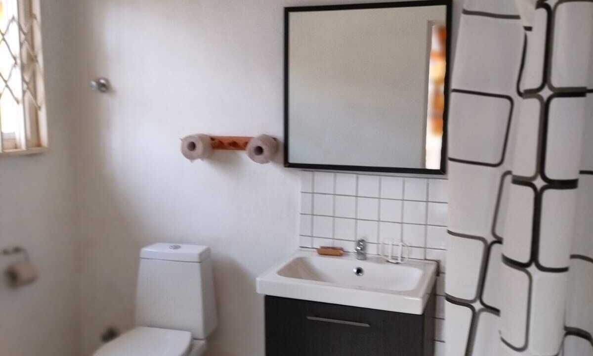 Photo of Bathroom in Tema