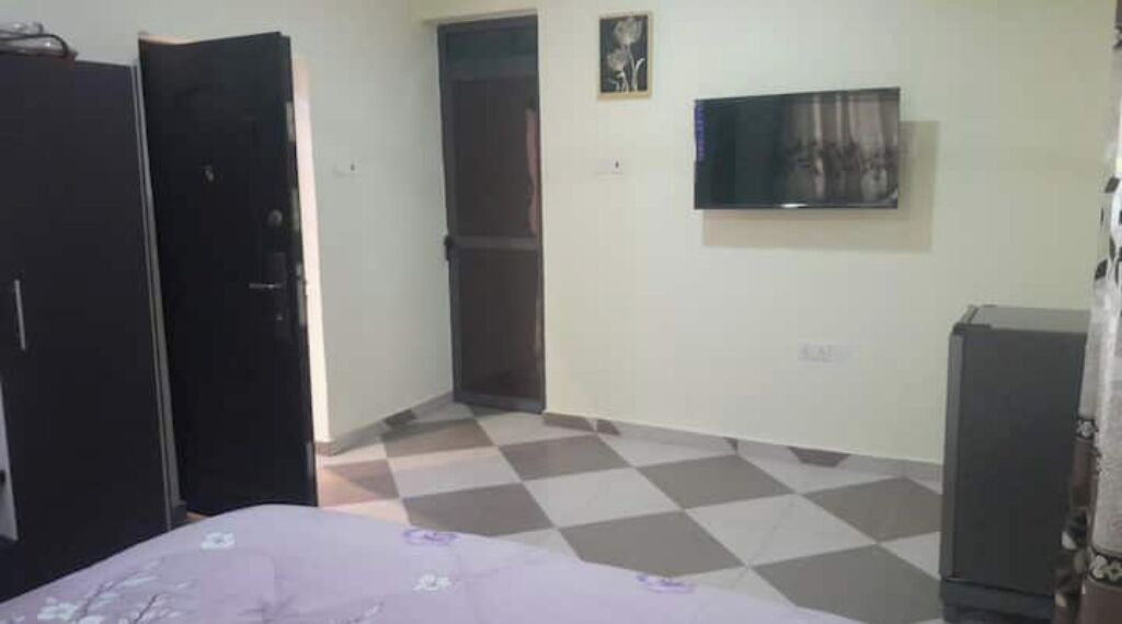 Photo of Bedroom in Sekondi-Takoradi