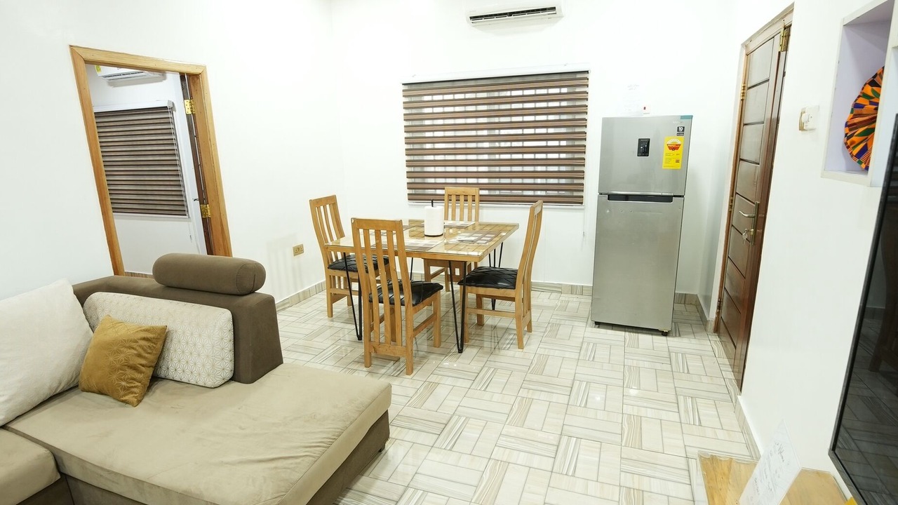 Photo of Bedroom in Osu