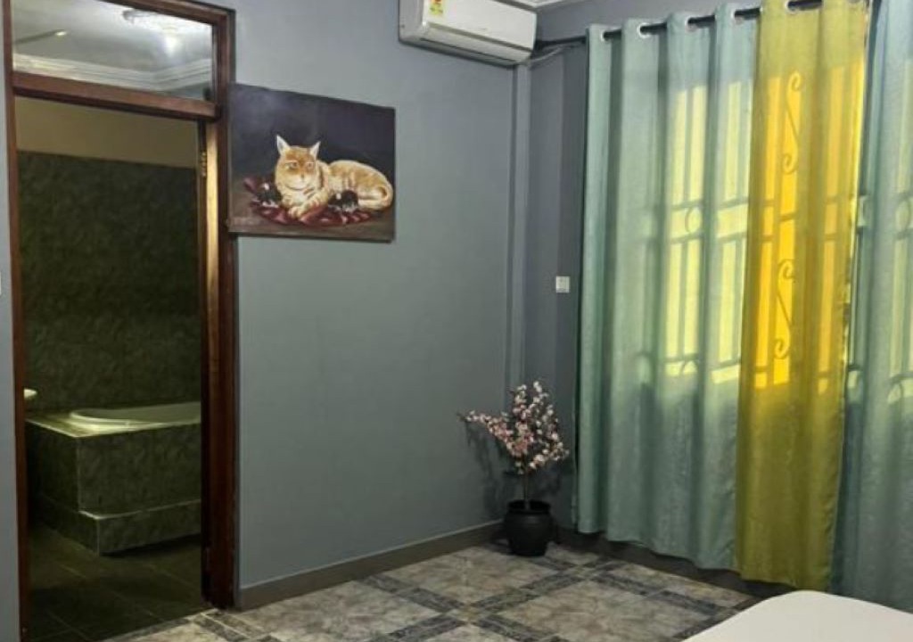 Photo of Bedroom in Sekondi-Takoradi