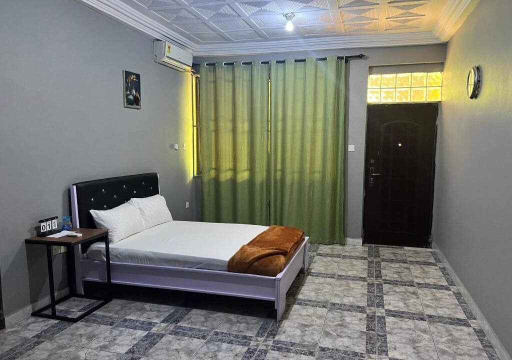 Photo of Bedroom in Sekondi-Takoradi