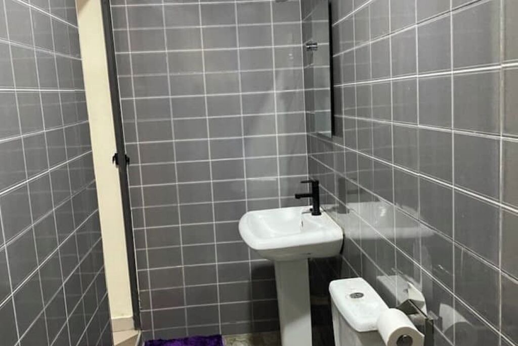 Photo of Bathroom in Sekondi-Takoradi