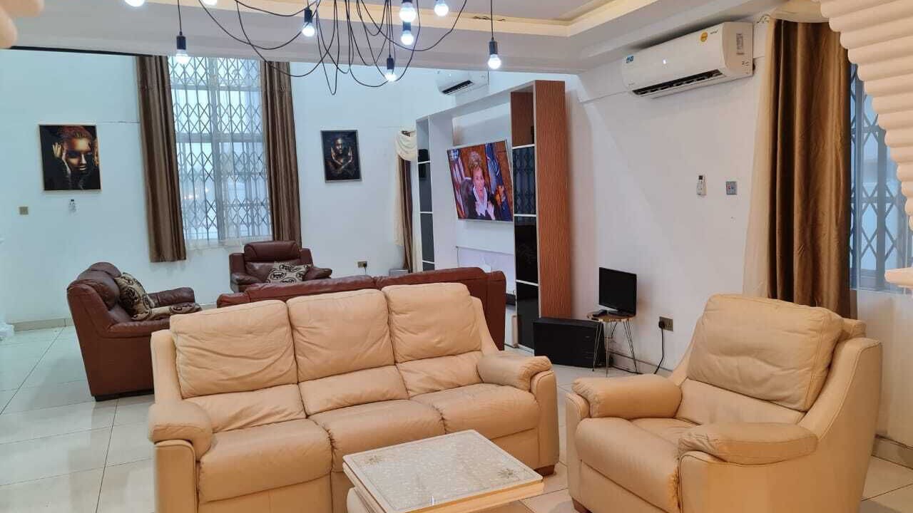 Photo of Livingroom in Tema