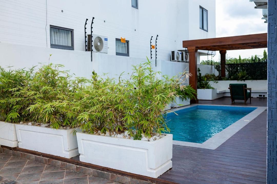 Photo of Others in Santeo