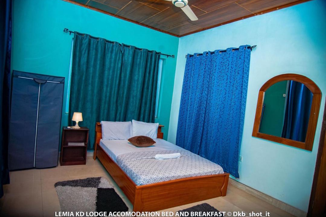 Photo of Bedroom in Sekondi-Takoradi