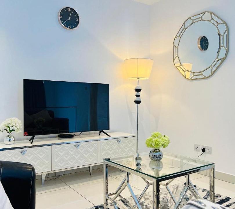Photo of Livingroom in Cantonments