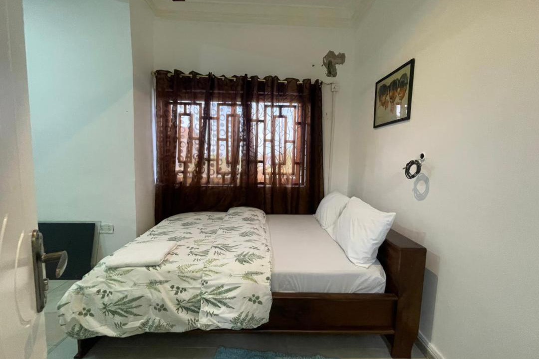Photo of Bedroom in Sekondi-Takoradi