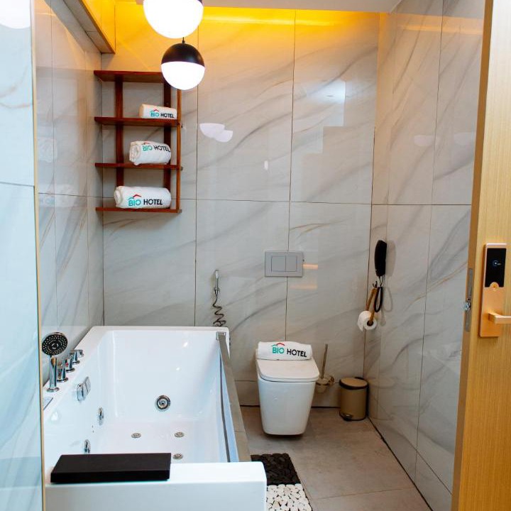 Photo of Bathroom in Lome