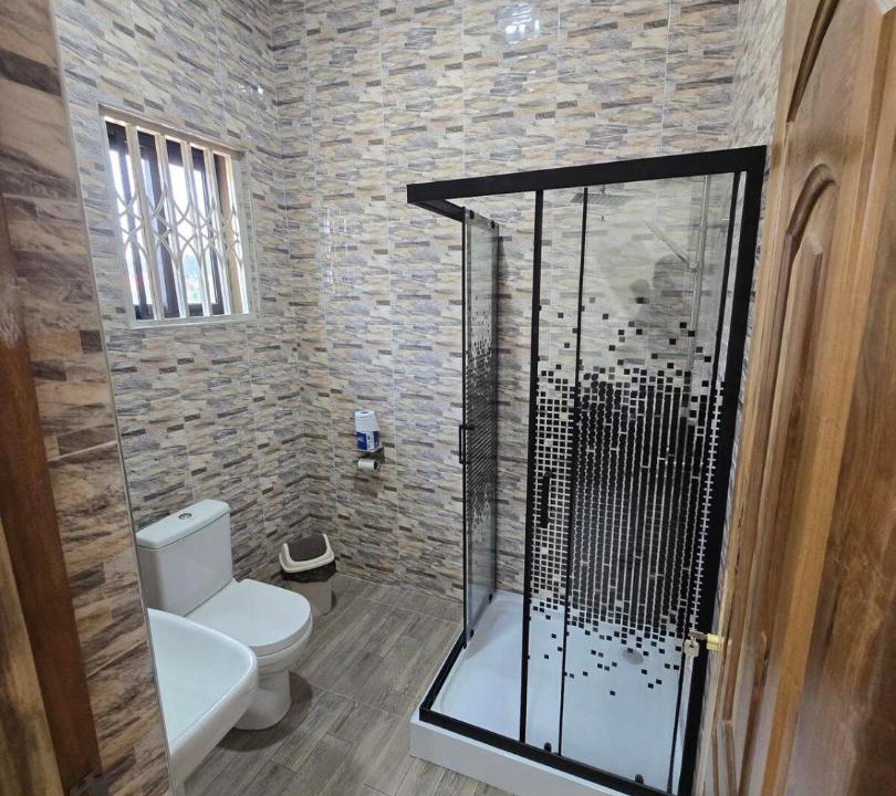 Photo of Bathroom in Adenta