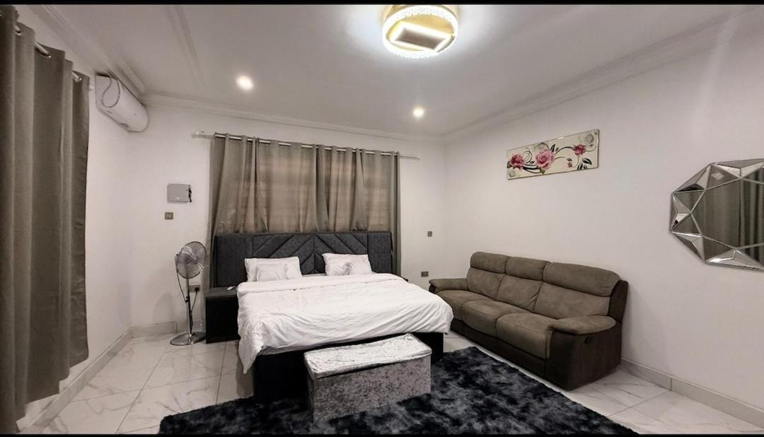 Photo of Bedroom in Madina
