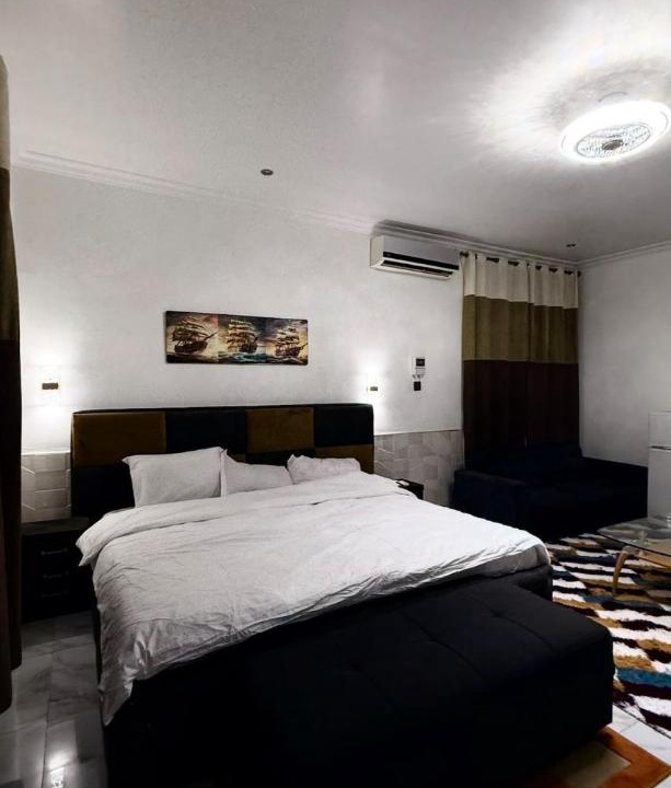 Photo of Bedroom in Madina