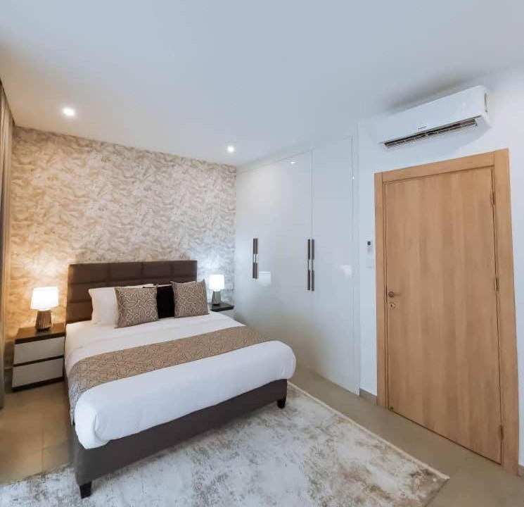 Photo of Bedroom in Roman Ridge