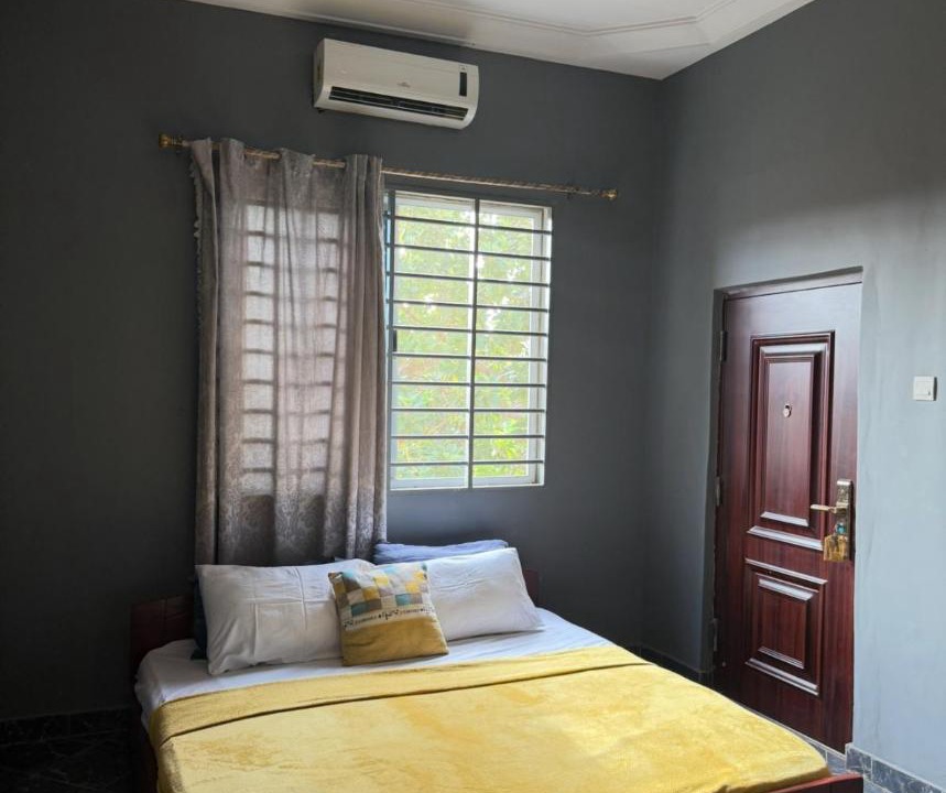 Photo of Bedroom in Teshie