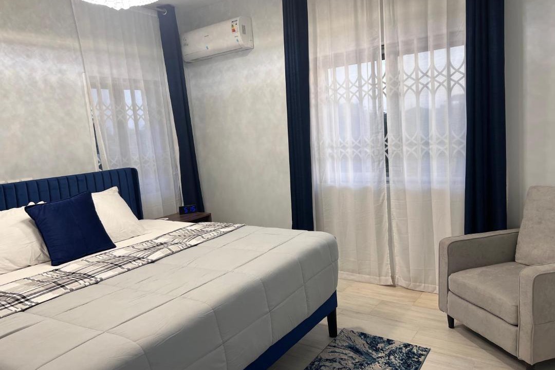 Photo of Bedroom in Oyibi