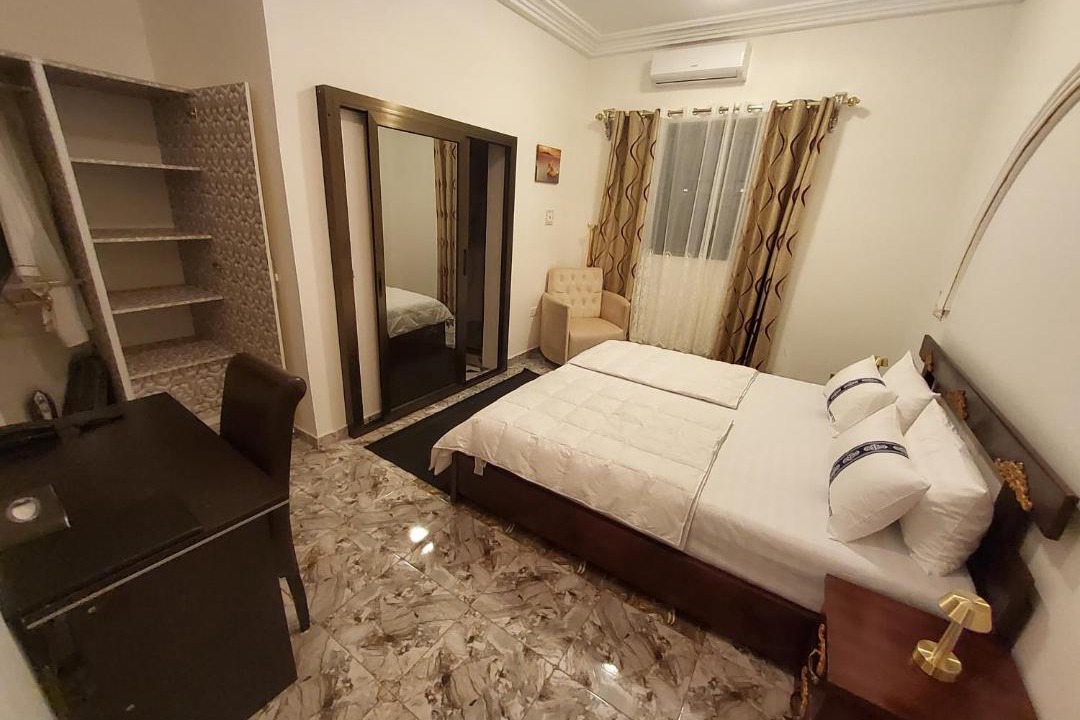Photo of Bedroom in Adentan
