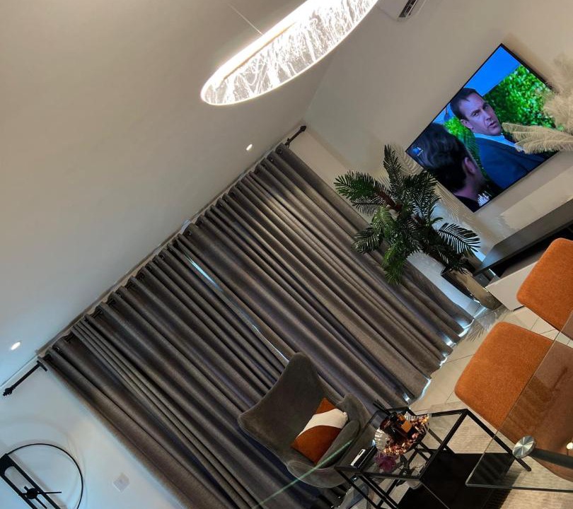 Photo of Livingroom in Cantonments