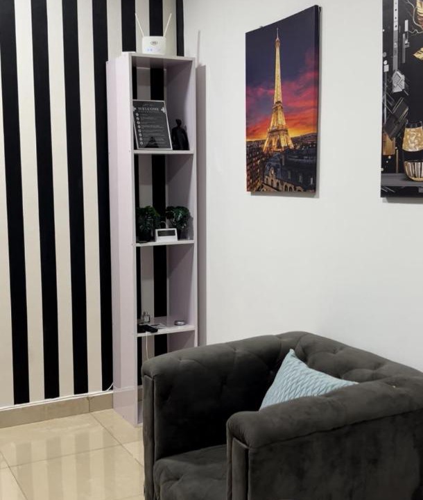 Photo of Livingroom in Kwabenyan