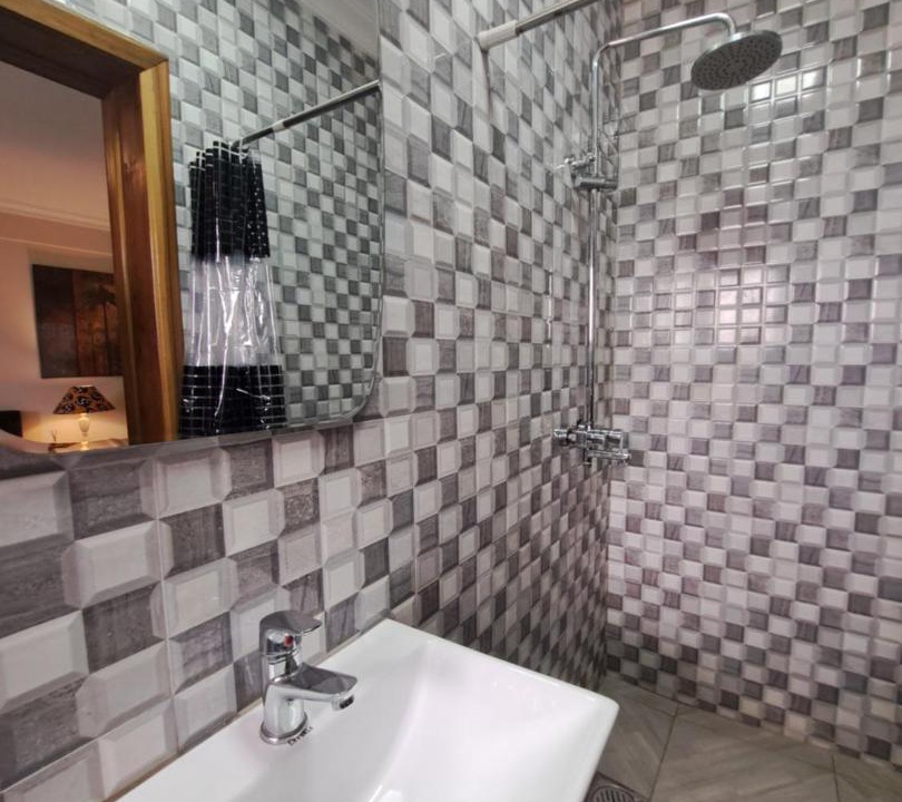 Photo of Bathroom in Labadi