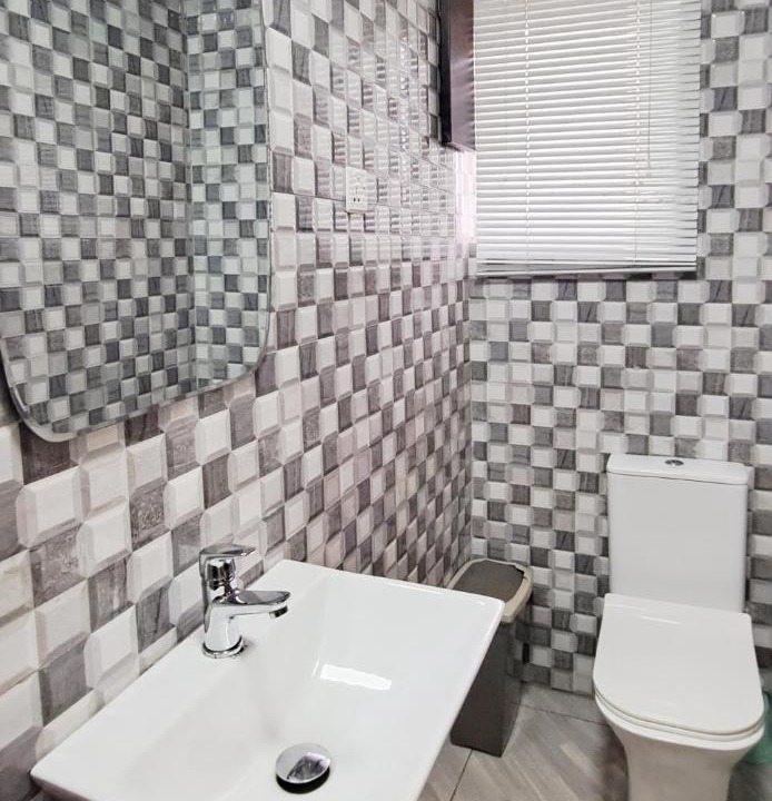 Photo of Bathroom in Labadi