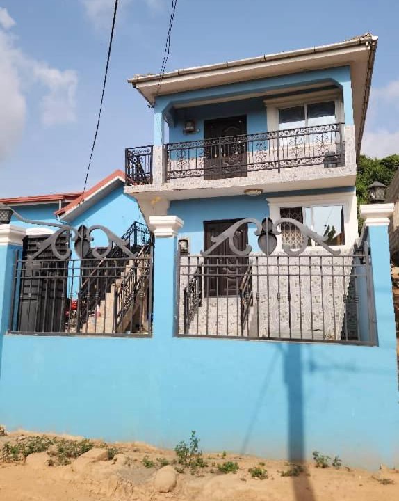 Photo of Others in Akyinim