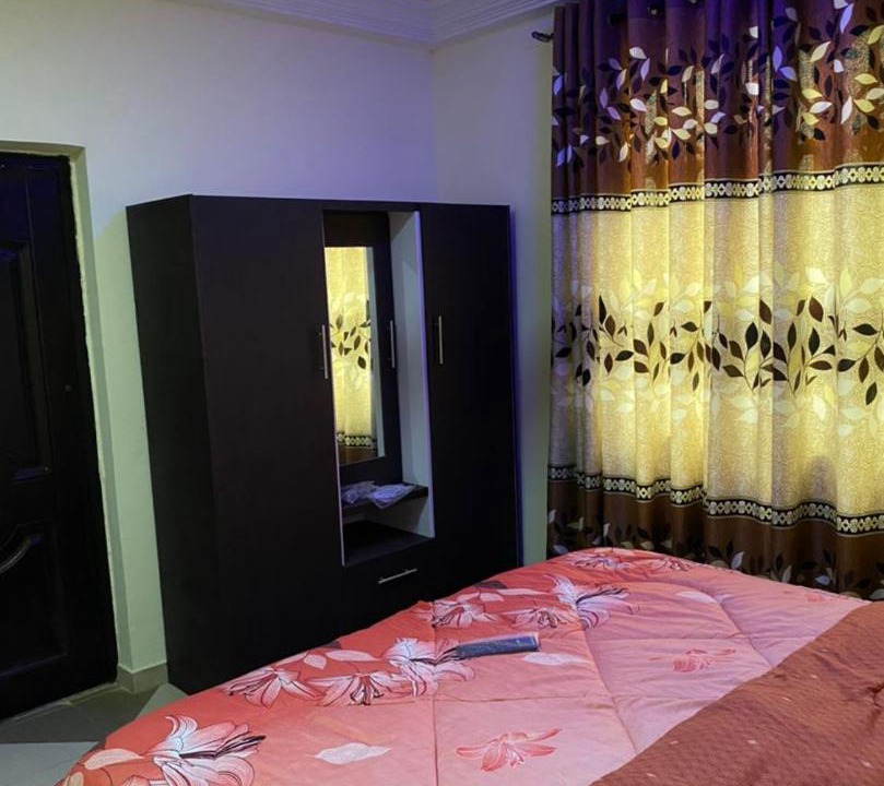 Photo of Bedroom in Sekondi-Takoradi