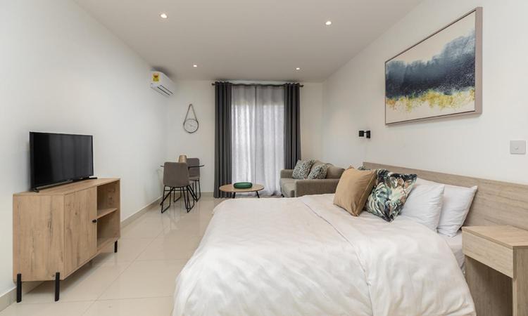 Photo of Bedroom in Osu