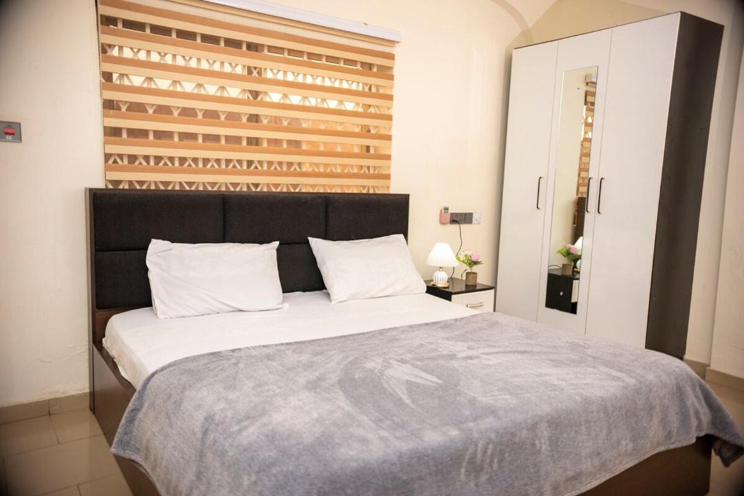 Photo of Bedroom in Madina