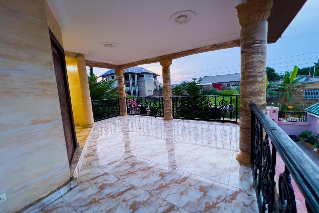 Photo of Patio Balcony in Pokuase