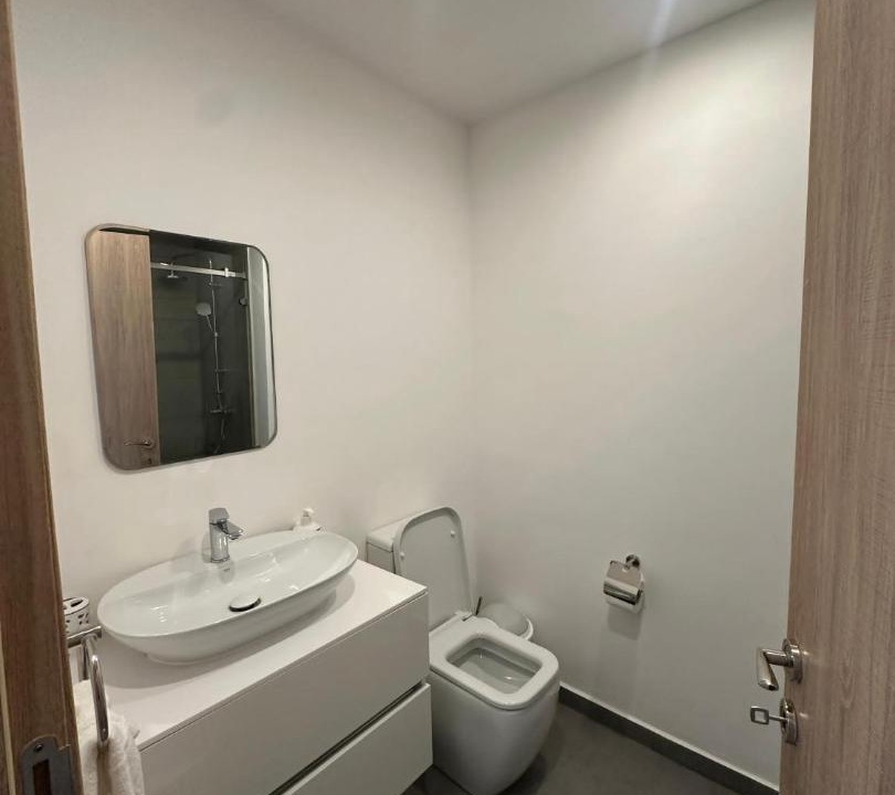 Photo of Bathroom in Roman Ridge