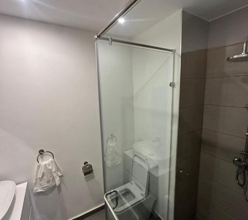 Photo of Bathroom in Roman Ridge