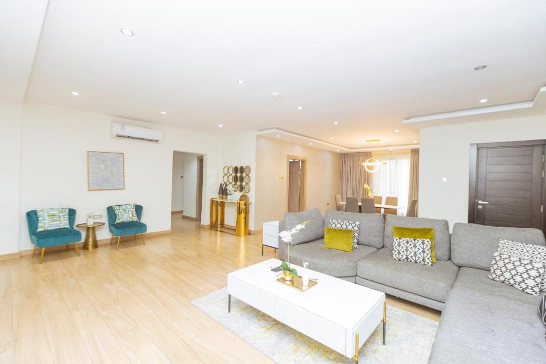 Photo of Livingroom in Osu