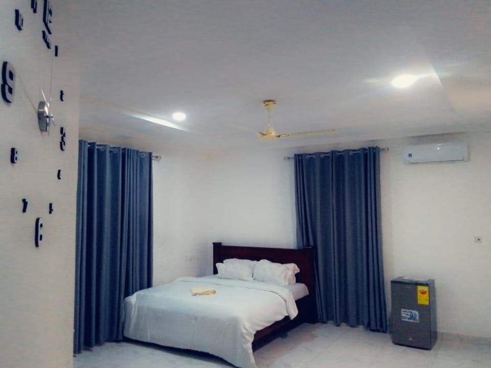 Photo of Bedroom in Adenta